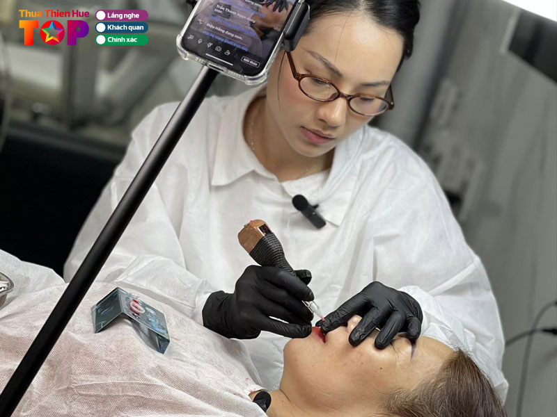 an-tuong-hair-phun-xam-huetoplist