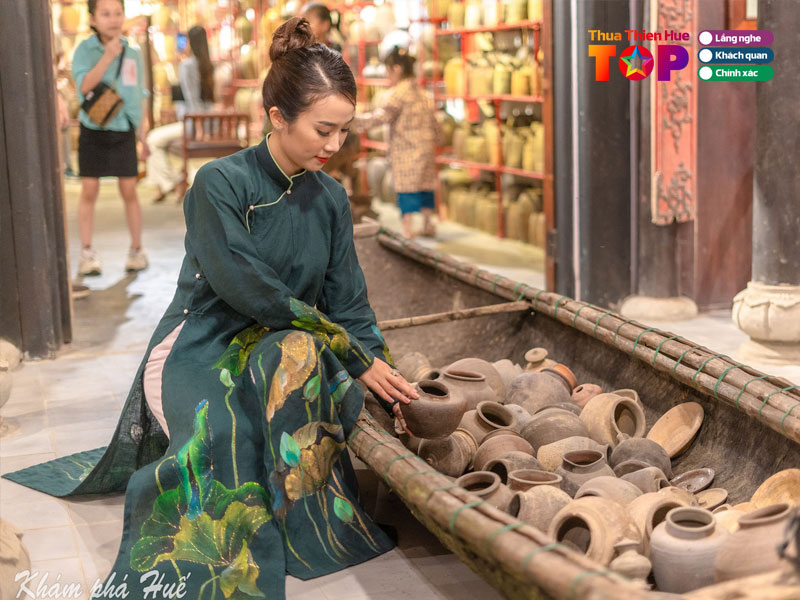 bao-tang-gom-co-song-huong-huetoplist