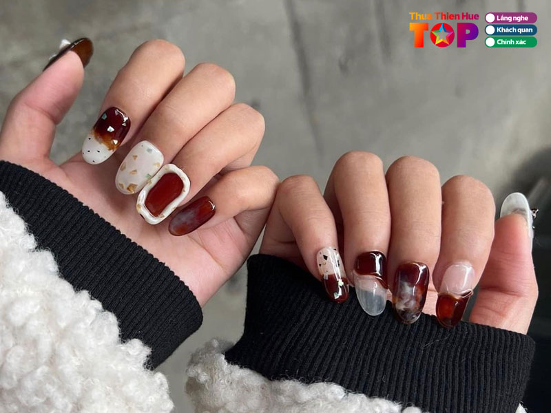 hi-cadie-nails-huetoplist