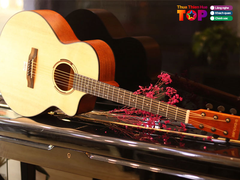 holy-music-huetoplist