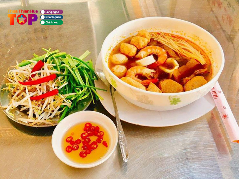 hu-tieu-mi-quang-ngu-binh-huetoplist