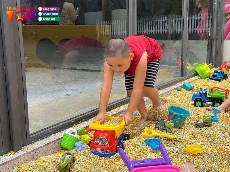 khu-vui-choi-khung-long-con-huetoplist