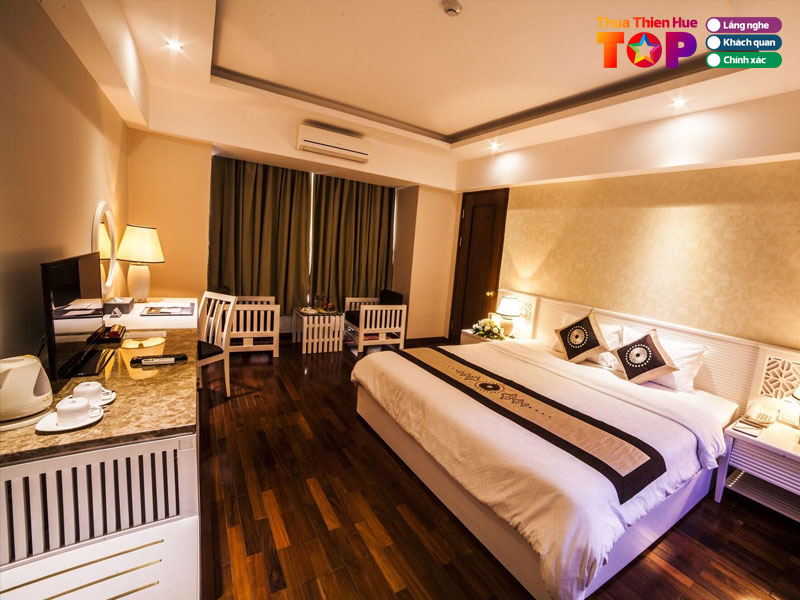 moonlight-hotel-hue-huetoplist