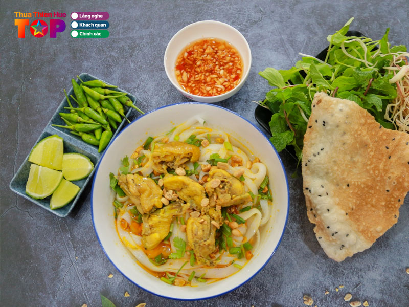 quan-pho-mi-quang-nguyen-khuyen-huetoplist