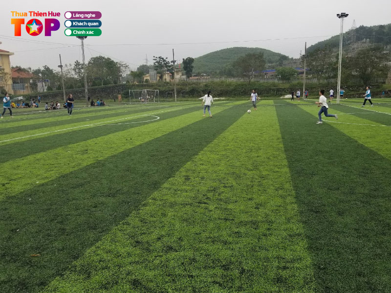 san-bong-dh-truong-luat-huetoplist