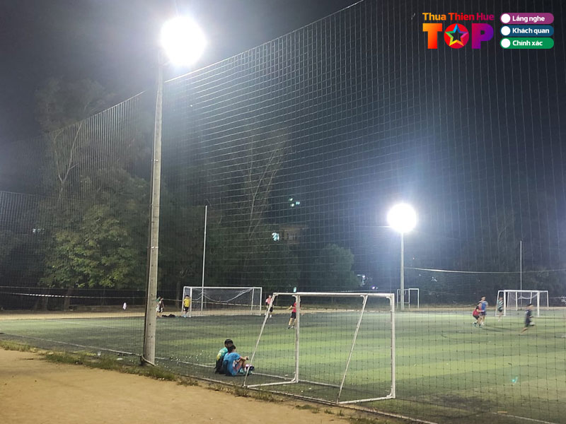 san-khoa-giao-duc-the-chat-dai-hoc-hue-huetoplist