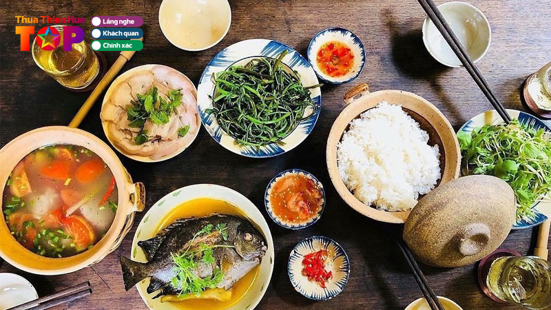 top-10-quan-com-nieu-o-hue-duoc-yeu-thich-nhat-huetoplist