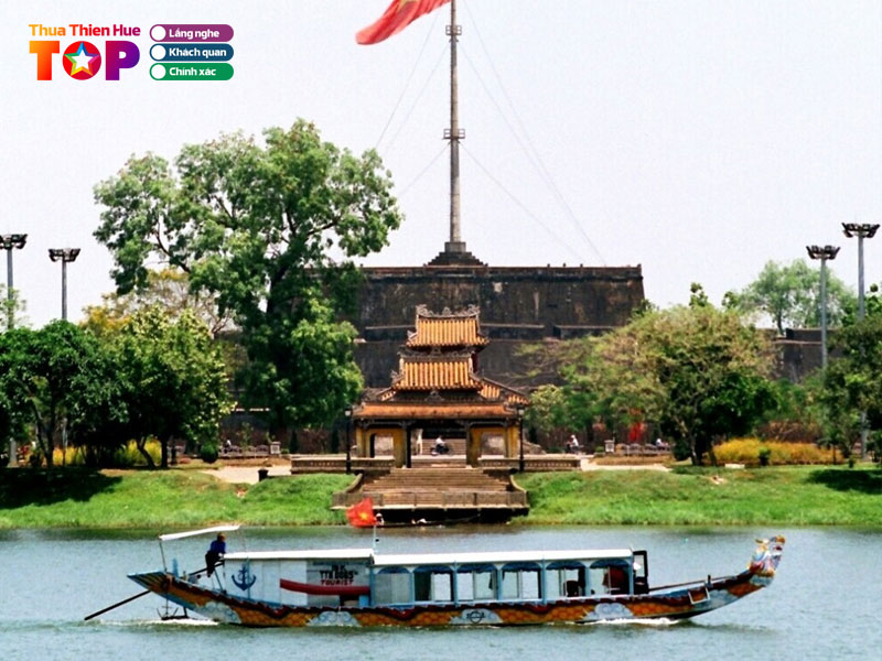 bai-ca-dao-ve-co-do-huetoplist