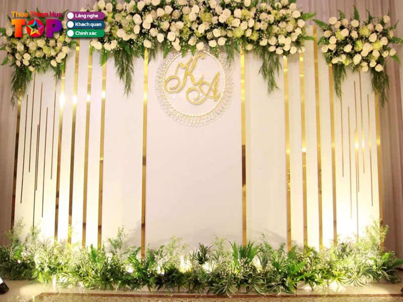 dich-vu-trang-tri-tiec-cuoi-tuyet-anh-huetoplist