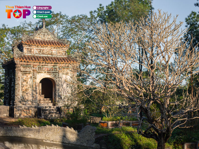 gia-ve-tham-quan-lang-dong-khanh-hue-huetoplist