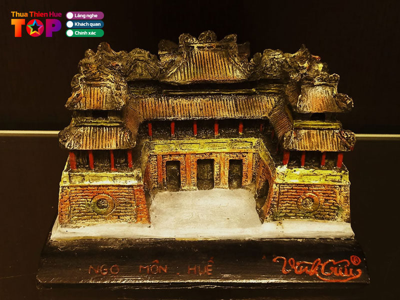 qua-luu-niem-co-do-hue-huetoplist