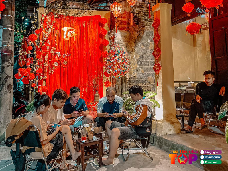 1996-cafe-huetoplist