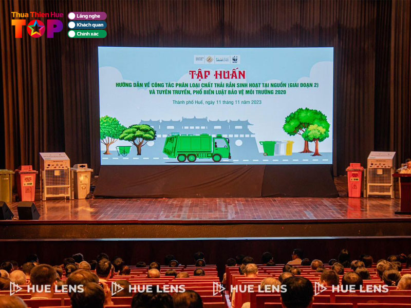 Cho-thue-man-hinh-led-am-thanh-anh-sang-san-khau-huetoplist