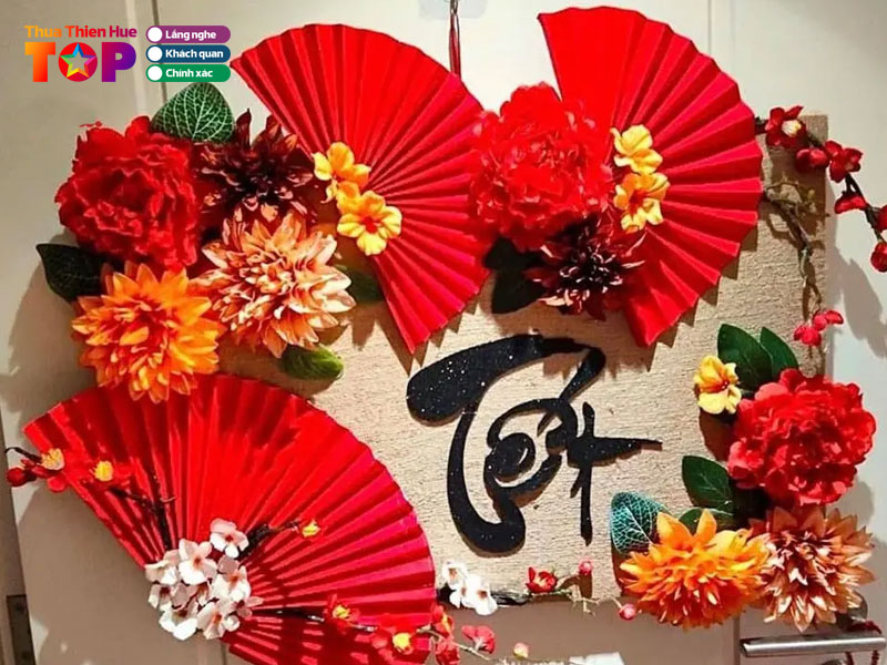 Kinh-nghiem-khi-di-mua-do-trang-tri-tet-huetoplist