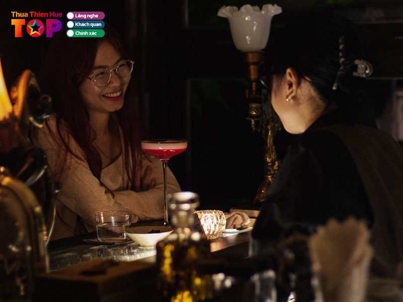 tron-hidden-bar-huetoplist