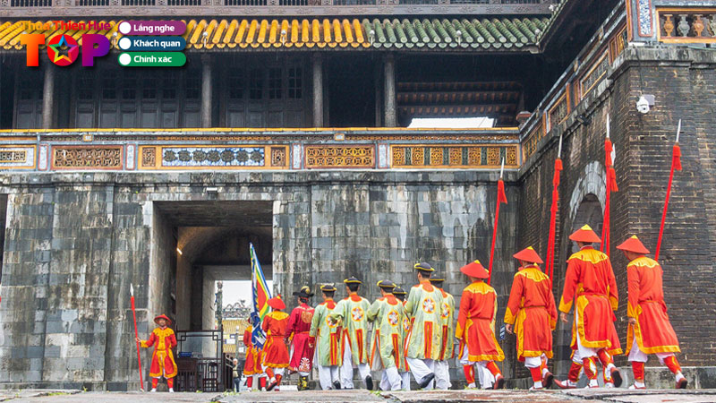 vi-sao-hue-duoc-goi-la-dat-than-kinh-huetoplist