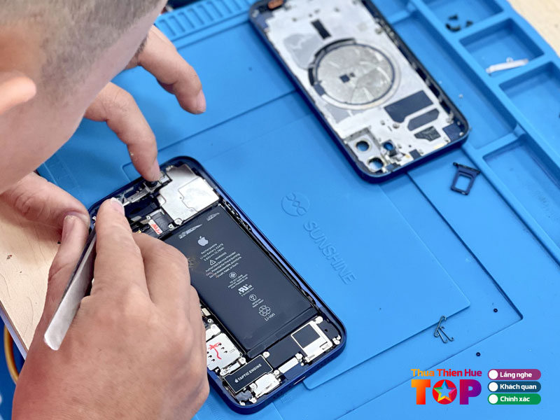 Atq-cellphone-hue-huetoplist