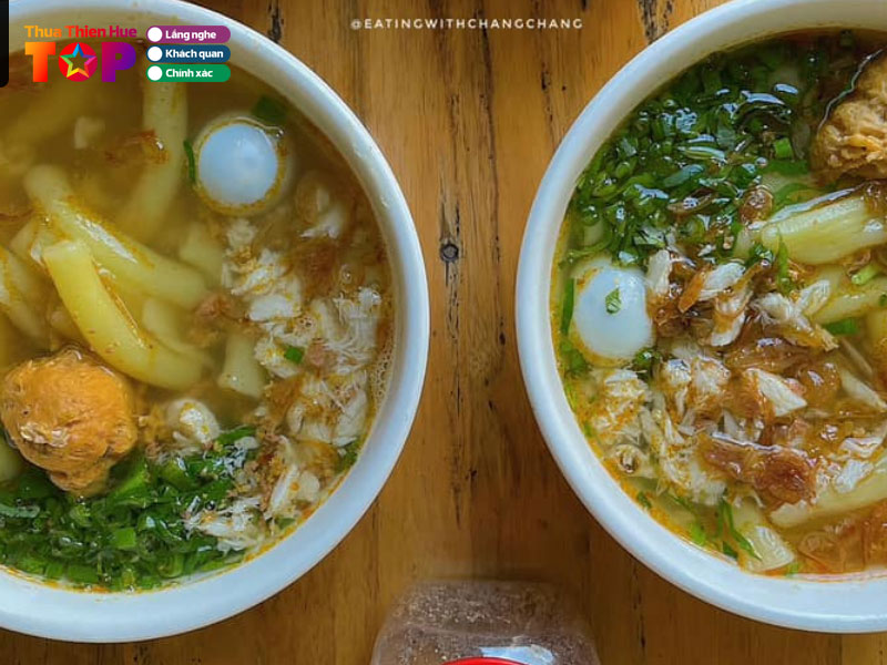Banh-canh-cua-roi-o-sen-huetoplist