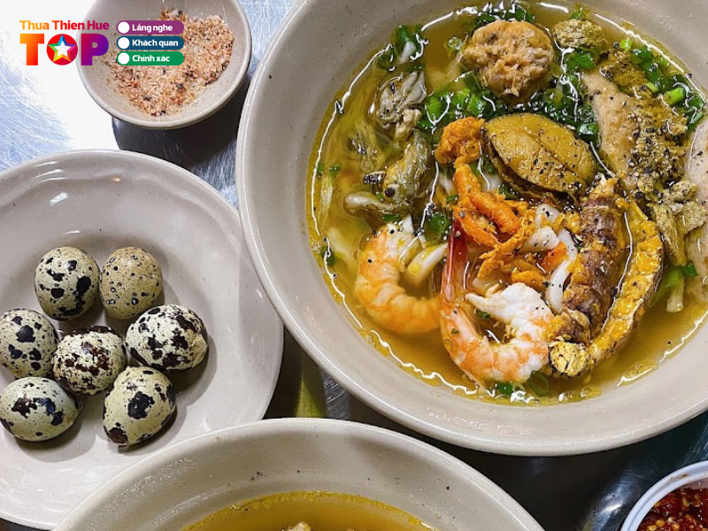 Banh-canh-hai-san-mu-ni-huetoplist