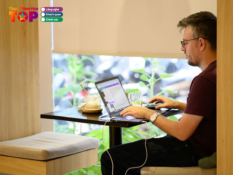 Dame-cafe-huetoplist