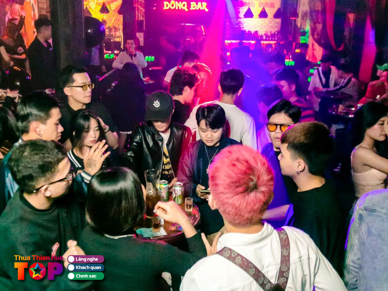 Dong-bar-unlock-the-vibes-huetoplist