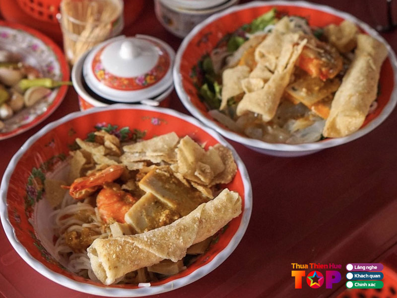 Net-dac-trung-cua-mon-bun-giam-ruoc-huetoplist