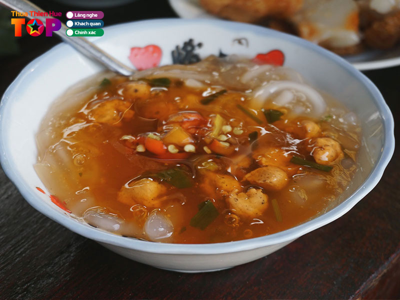 Quan-o-thu-huetoplist