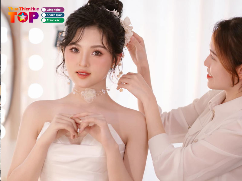 Thuylinh-makeup-studio-huetoplist