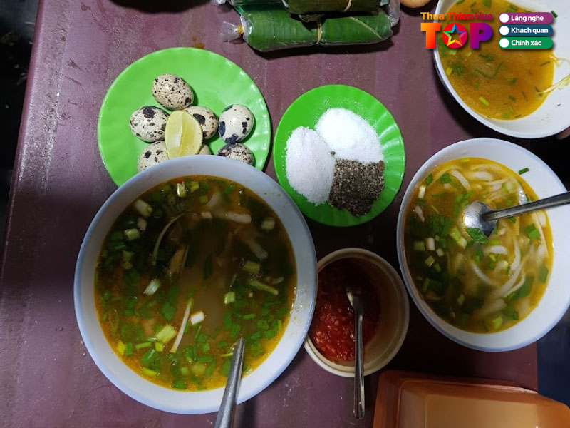 Banh-canh-ca-loc-tam-toa-huetoplist