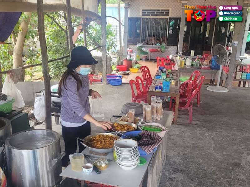 Banh-canh-ca-loc-thao-huetoplist