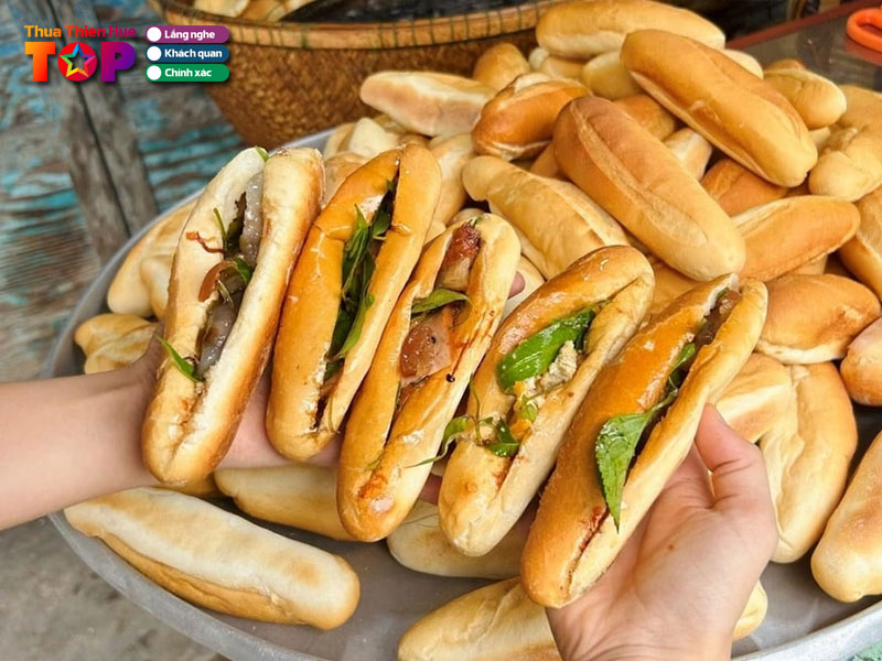 Banh-mi-ba-du-huetoplist