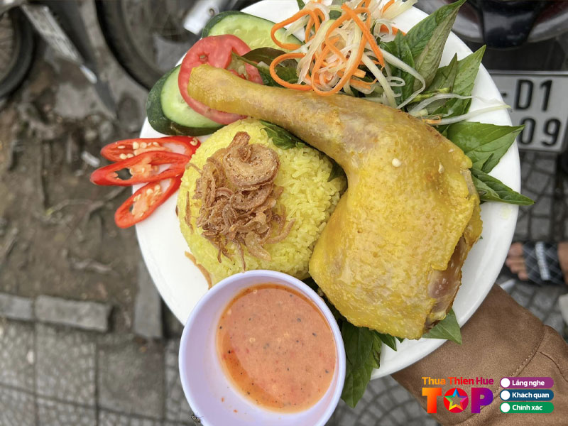 Com-chien-a-ca-huetoplist