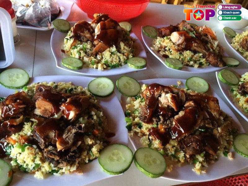 Com-chien-ku-bon-huetoplist