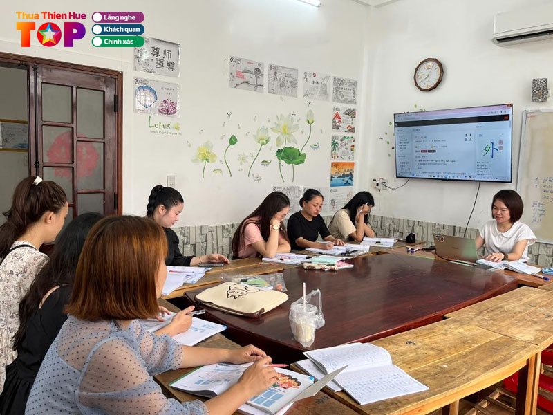 Trung-tam-tieng-trung-my-duc-huetoplist