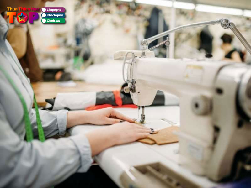 Cong-ty-co-phan-may-xuat-khau-hue-hudatex-huetoplist