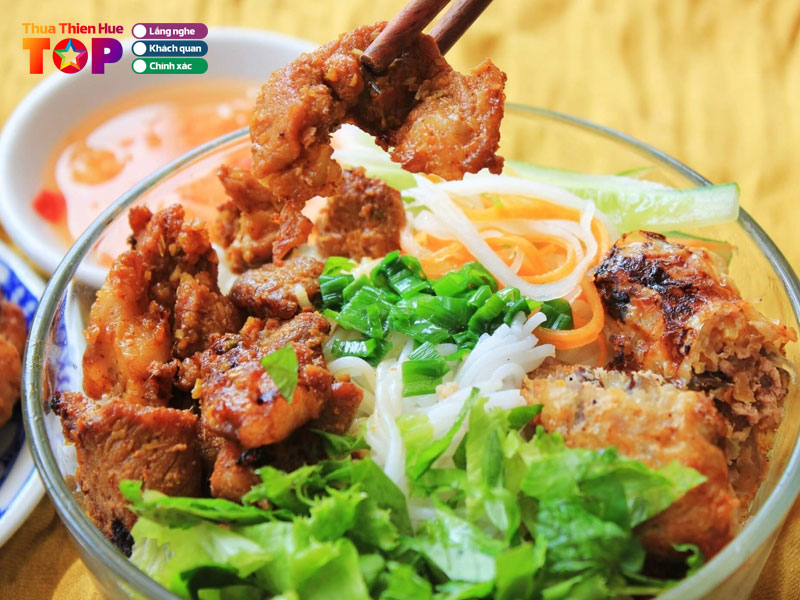 Kinh-nghiem-lua-chon-quan-bun-nuoc-leo-de-dam-bao-trai-nghiem-tot-huetoplist