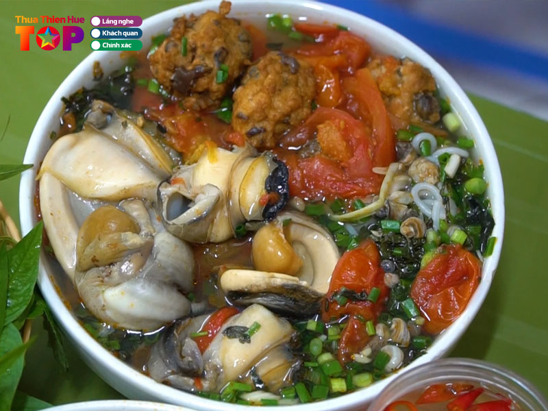 Quan-bun-oc-cua-rieu-di-anh-huetoplist