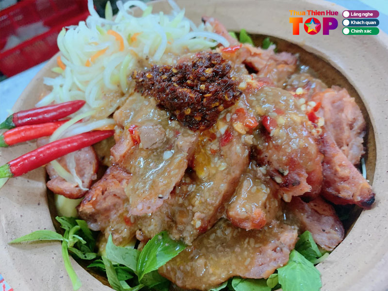 Quan-tai-phu-huetoplist