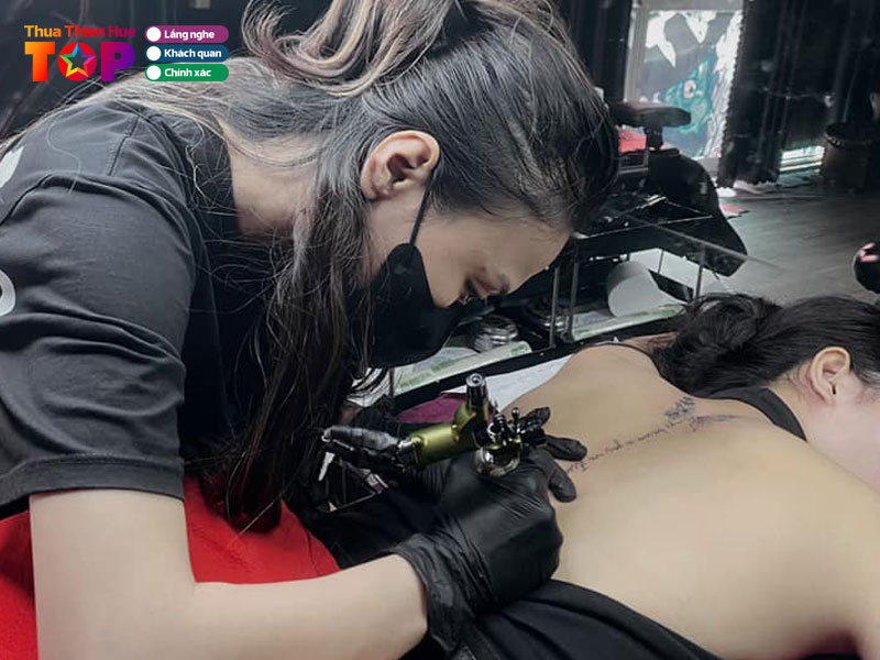 Son-tattoo-xam-hinh-nghe-thuat-co-do-hue-huetoplist