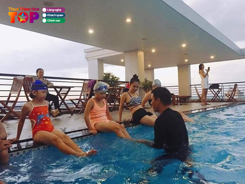 Thay-hanh-day-boi-tai-hue-huetoplist