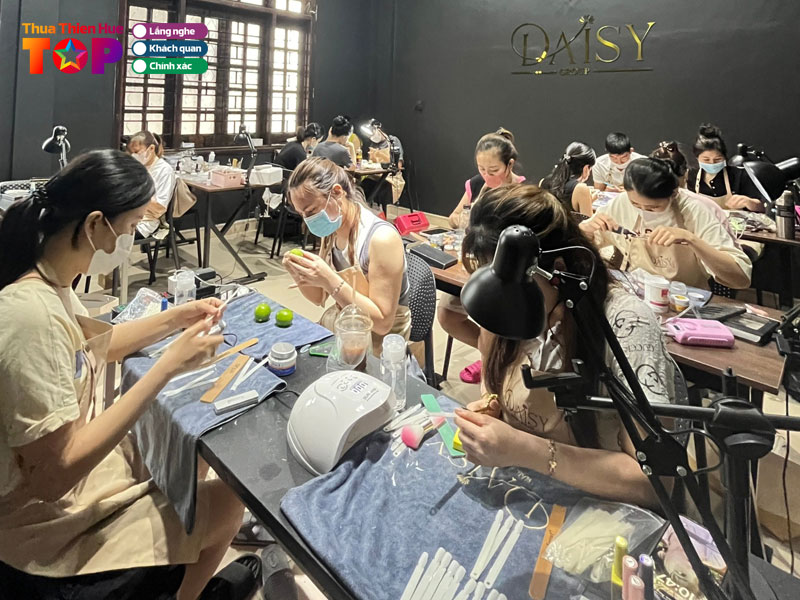 Trung-tam-tham-my-daisy-aesthetic-clinic-huetoplist