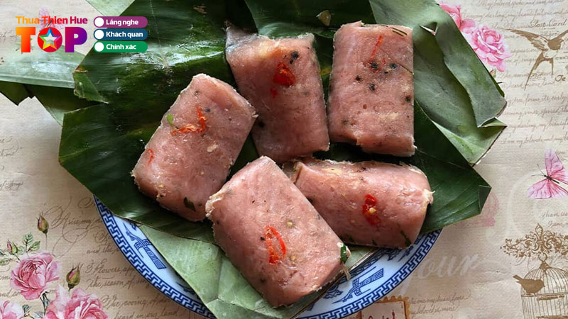 Top-5-quan-ban-nem-cha-hue-an-mot-lan-la-ghien-huetoplist