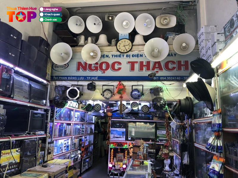 Cua-hang-ngoc-thach-huetoplist