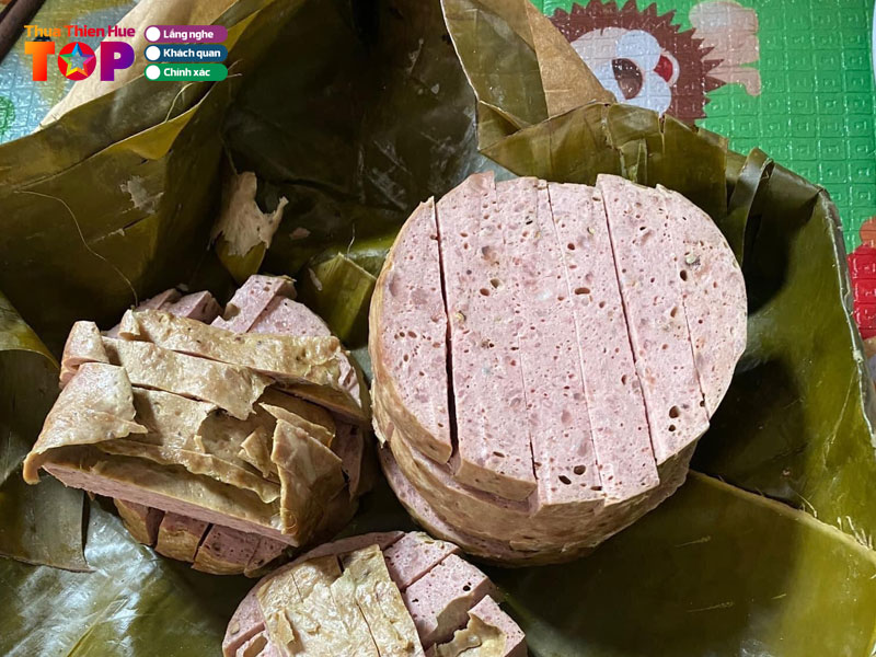 Nem-cha-hue-mai-huong-huetoplist