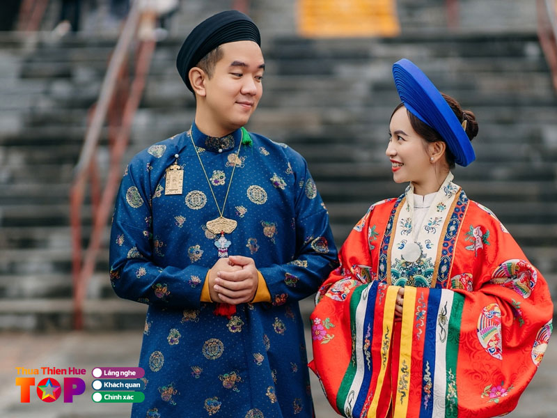 Co-phuc-hue-cam-huetoplist