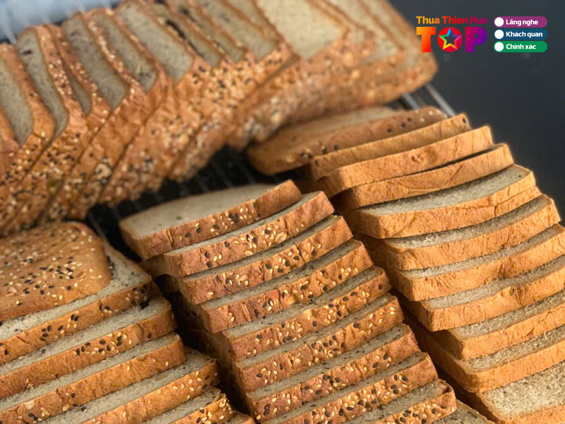 Mayla-healthy-bread-huetoplist