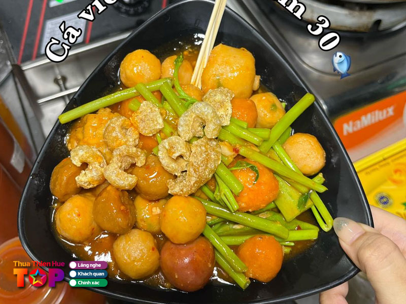 Nha-u-ca-vien-chien-mam-lau-ly-huetoplist