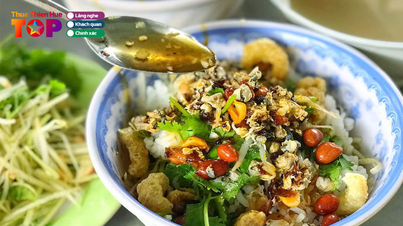 Top-12-quan-com-hen-ngon-o-hue-nhat-dinh-phai-thu-mot-lan-huetoplist