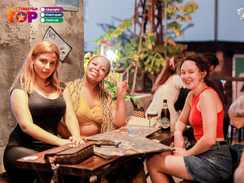 912-factory-bar-huetoplist