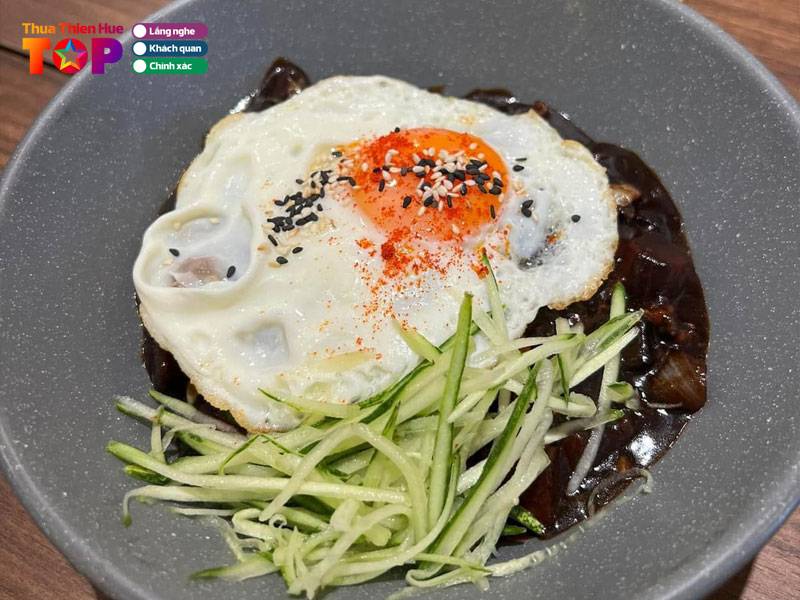 Hen-korean-fried-chicken-huetoplist